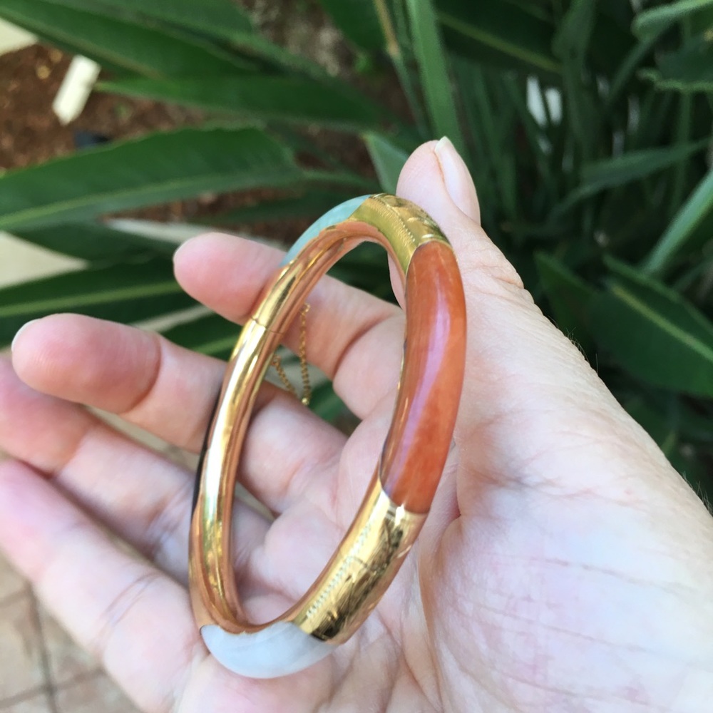Multi color jade solid 14k hinged bangle bracelet - Picture 13 of 15